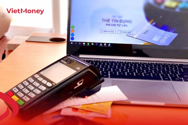 Không nên dùng thẻ tín dụng vượt hạn mức