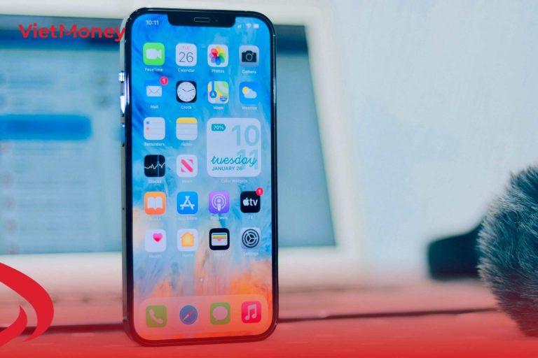 Nên tìm hiểu kỹ trước khi cầm iPhone không giữ máy