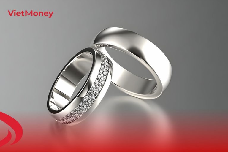 Vàng trắng với vẻ đẹp hiện đại, sang trọng lựa chọn hàng đầu cho các cặp đôi khi chọn nhẫn cưới