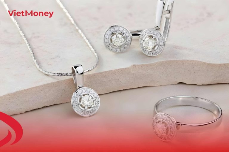 Vàng Ý với thiết kế thanh mảnh, sắc trắng tinh tế, rất được lòng giới trẻ hiện nay