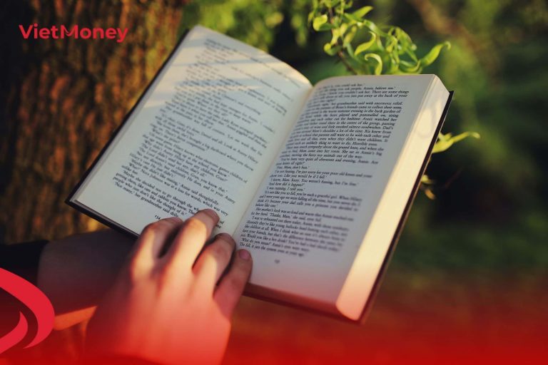 Mua sách đầu năm đầu tư cho tri thức