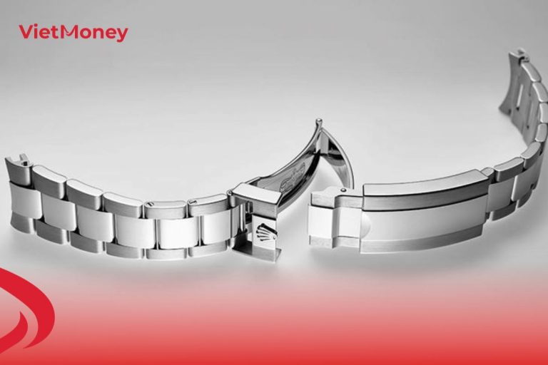 Quan sát độ hoàn thiện của khớp nối và ốc vít