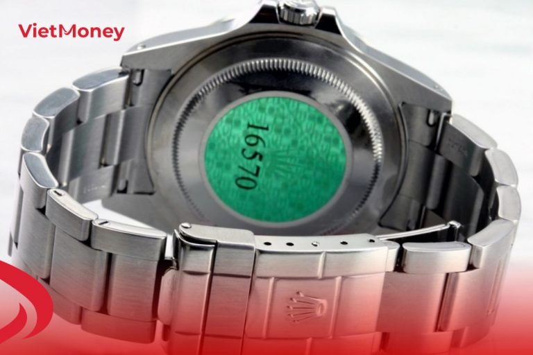 Phân biệt tem 3D ở mặt sau đồng hồ