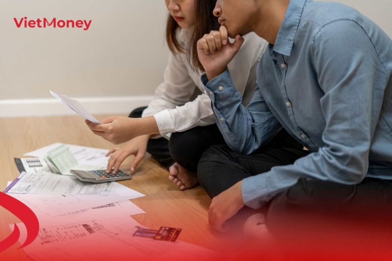 Nguyên nhân phổ biến dẫn đến nợ xấu nhóm 5 là chậm trả nợ trong thời gian dài hoặc không còn khả năng trả cả gốc lẫn lãi