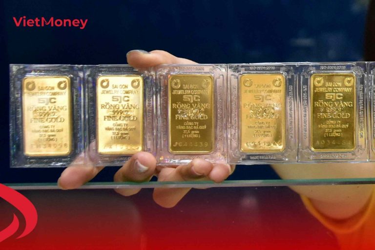 Giá vàng hiện nay biến động theo giá vàng thế giới và chính sách thị trường trong nước